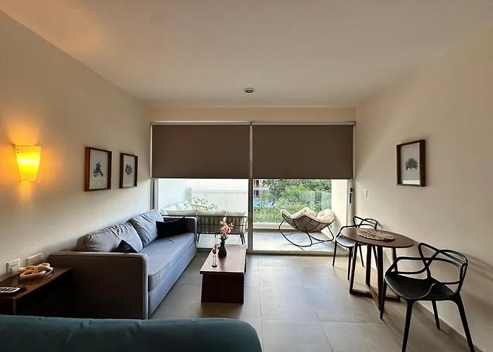 Solea Very Close To The 5th Av And Appartement